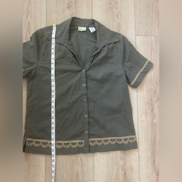 Classic Elements Gray Linen Blend Shirt 🤎 - Picture 2 of 8